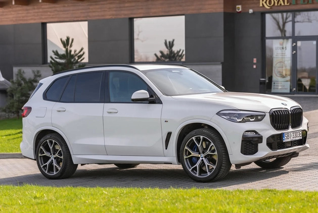 BMW X5 M cena 270000 przebieg: 77500, rok produkcji 2020 z Biała małe 379